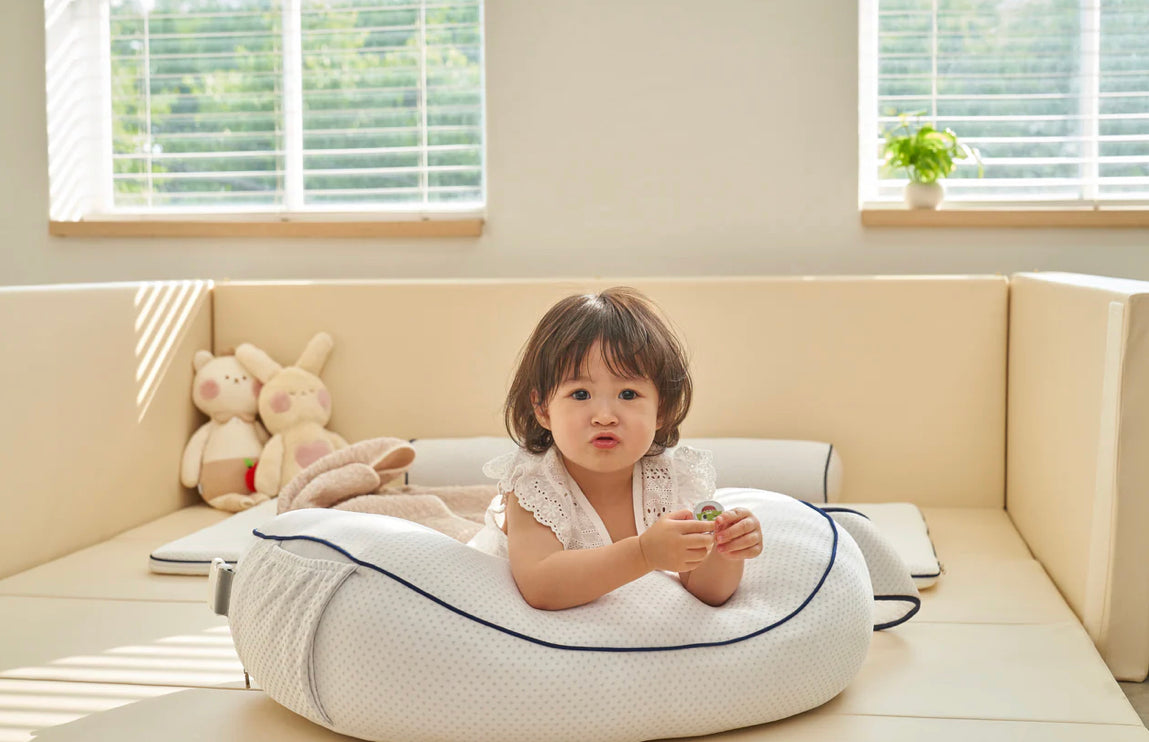 Emong SnowCool Breastfeeding Pillow
