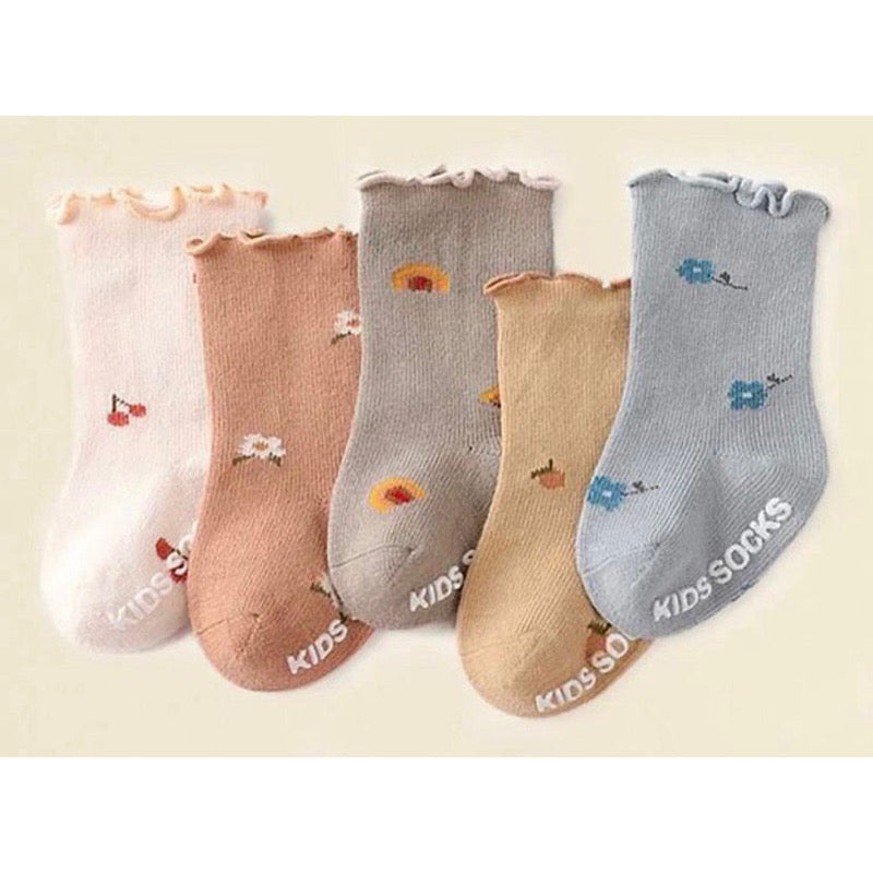 Blooming Wisdom Raffles Socks Set