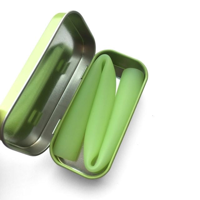 Gosili Extra Wide Reusable Silicone Straw with Travel Tin Case