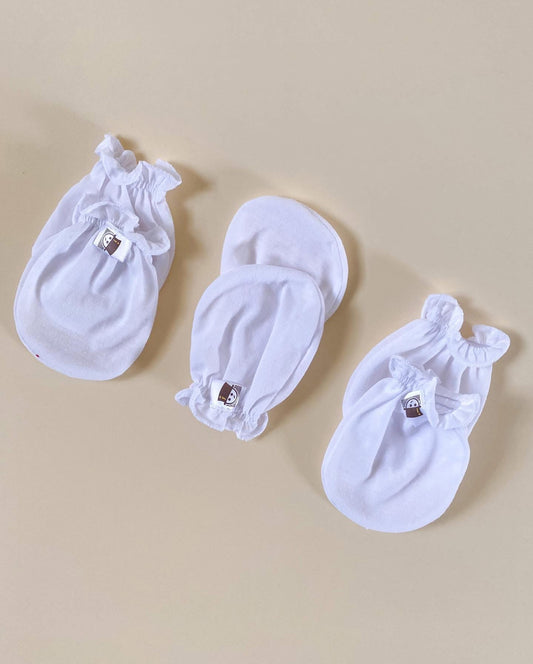 Lipton Baby Mittens with Garter Set of 3
