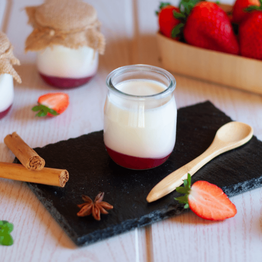 Madzoon Strawberry Yogurt (260g)
