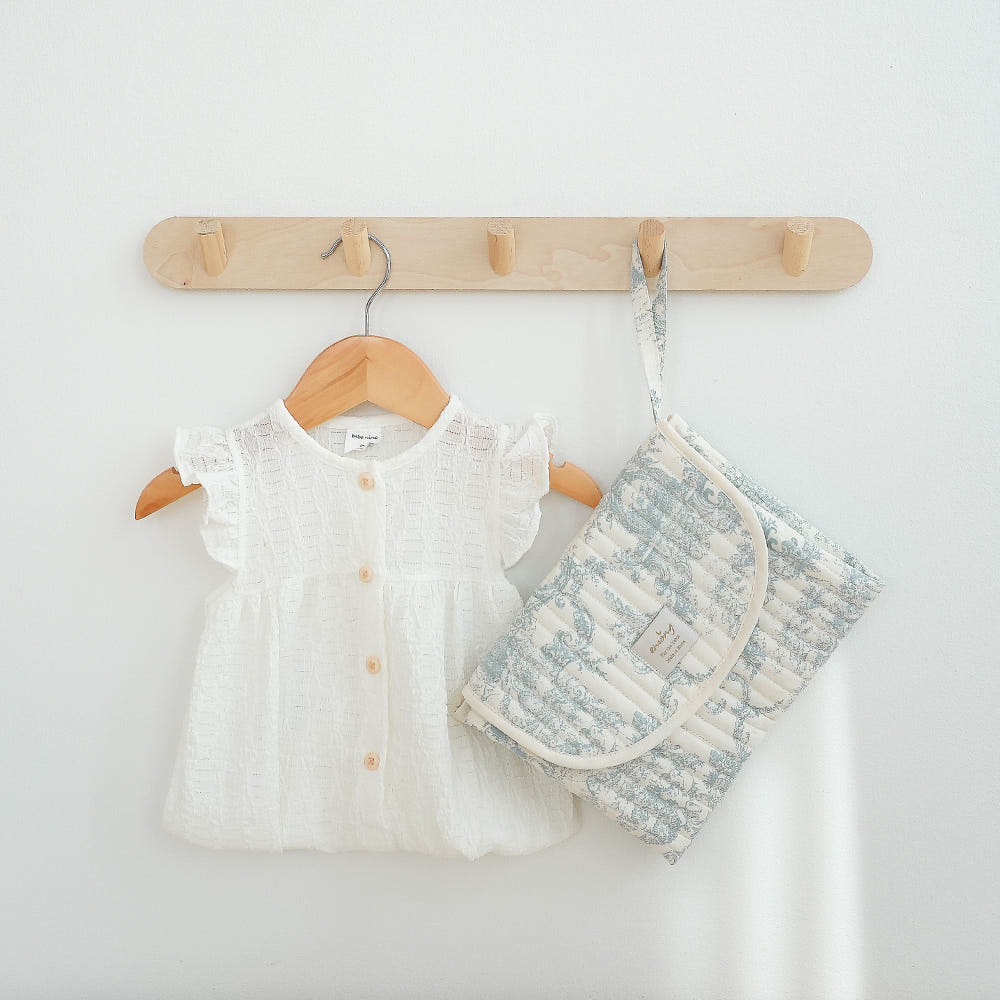 Emong Toile de Jouy Portable Diaper Changing Pad